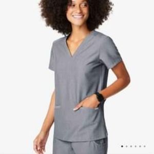 FIGS Scrubs Set
